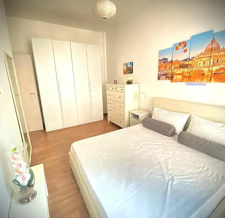 I-Lari Apartment-1